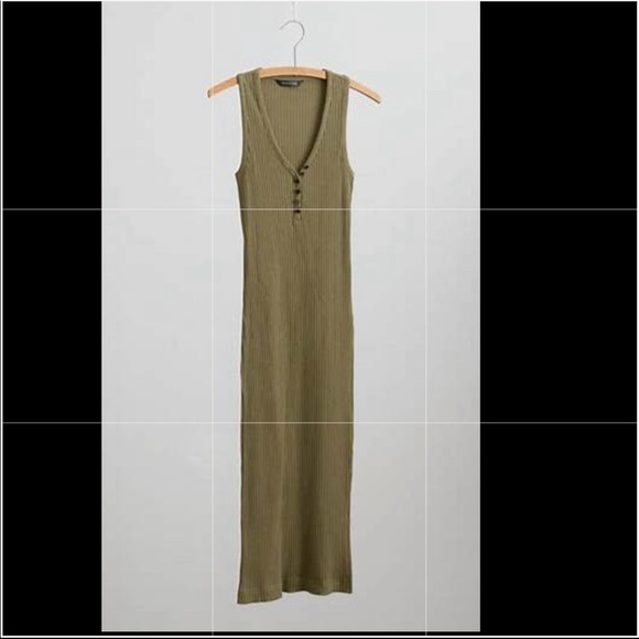 Dresses & Skirts - Banana republic